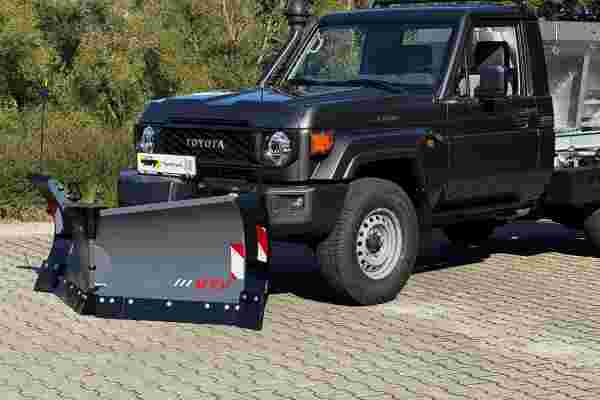 toyota_lc79_pluh