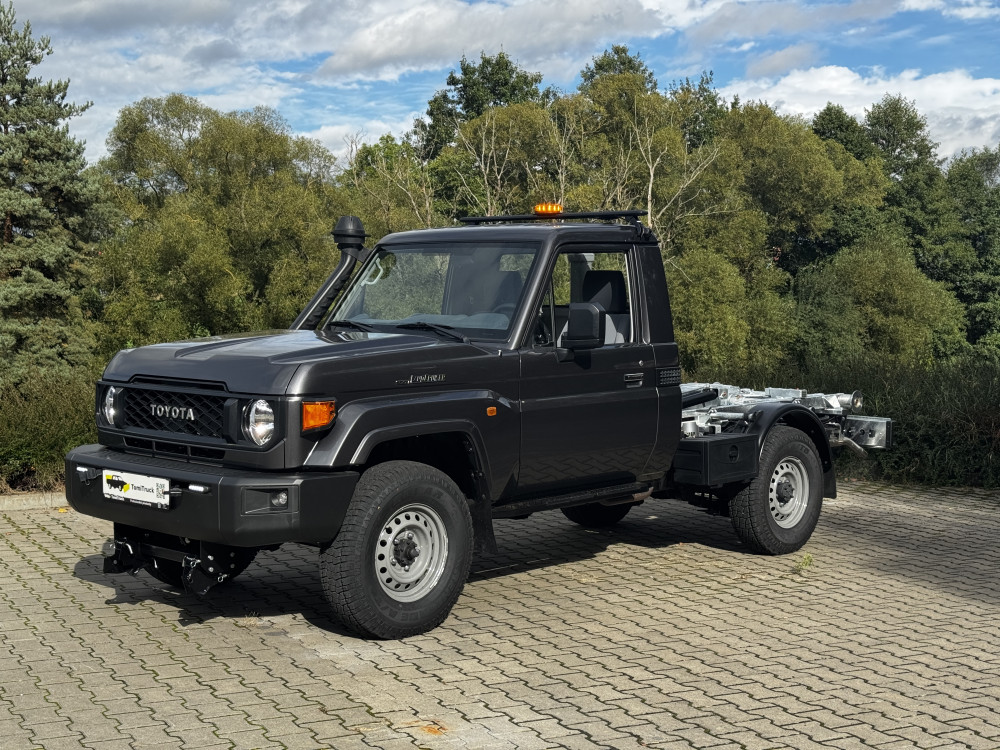 oyota_lc_79_nosic_kontejneru