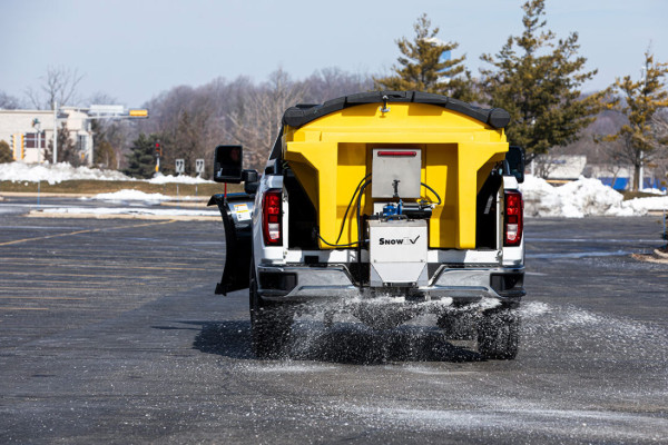 renegade-sypac_p150A_na_komunikaci