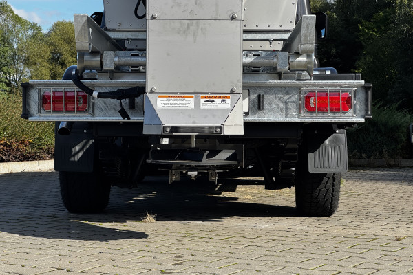 toyota_lc79_sypac_zadnipohled